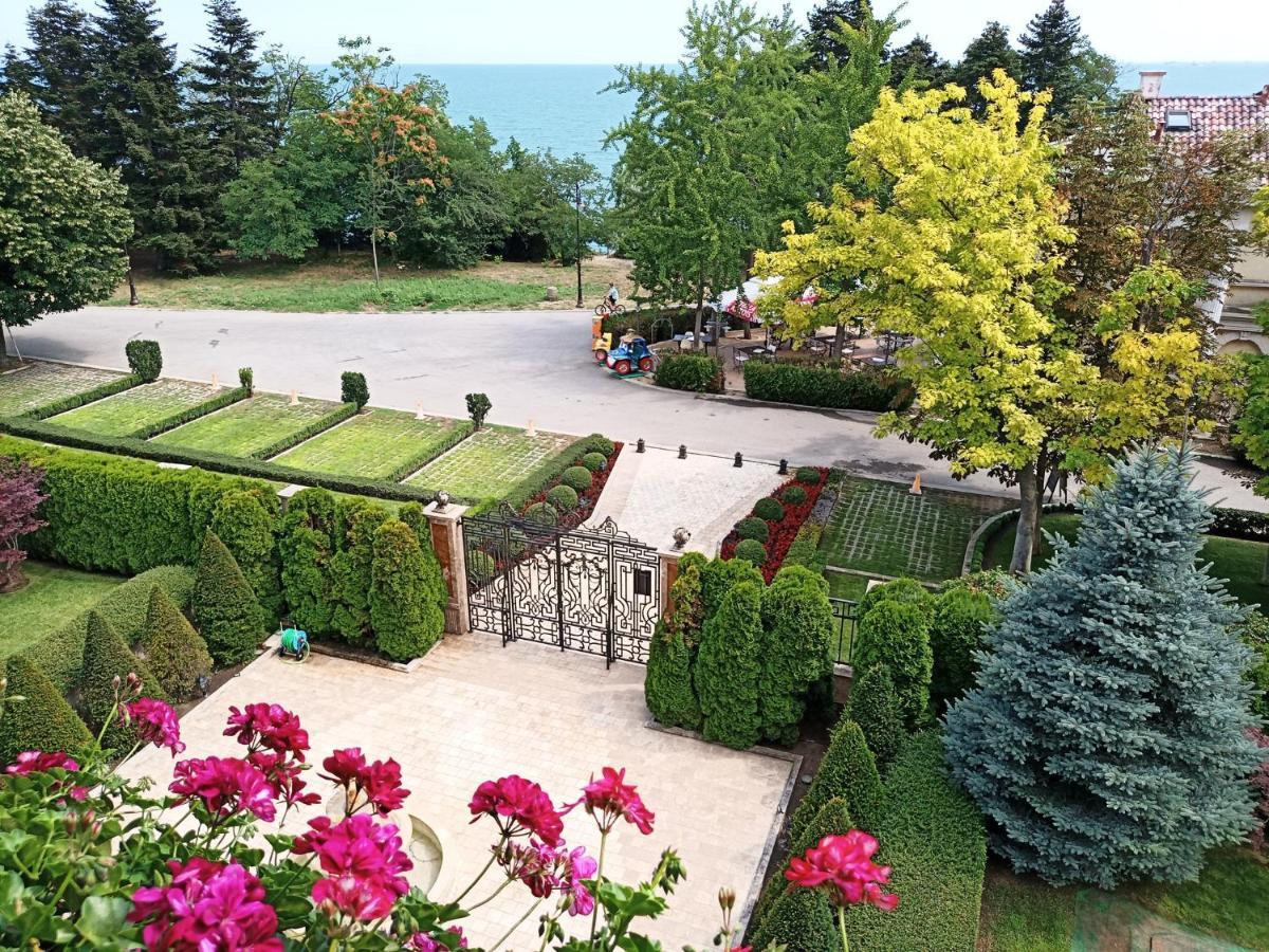 Sea Garden Lux Apartment Varna Exterior foto