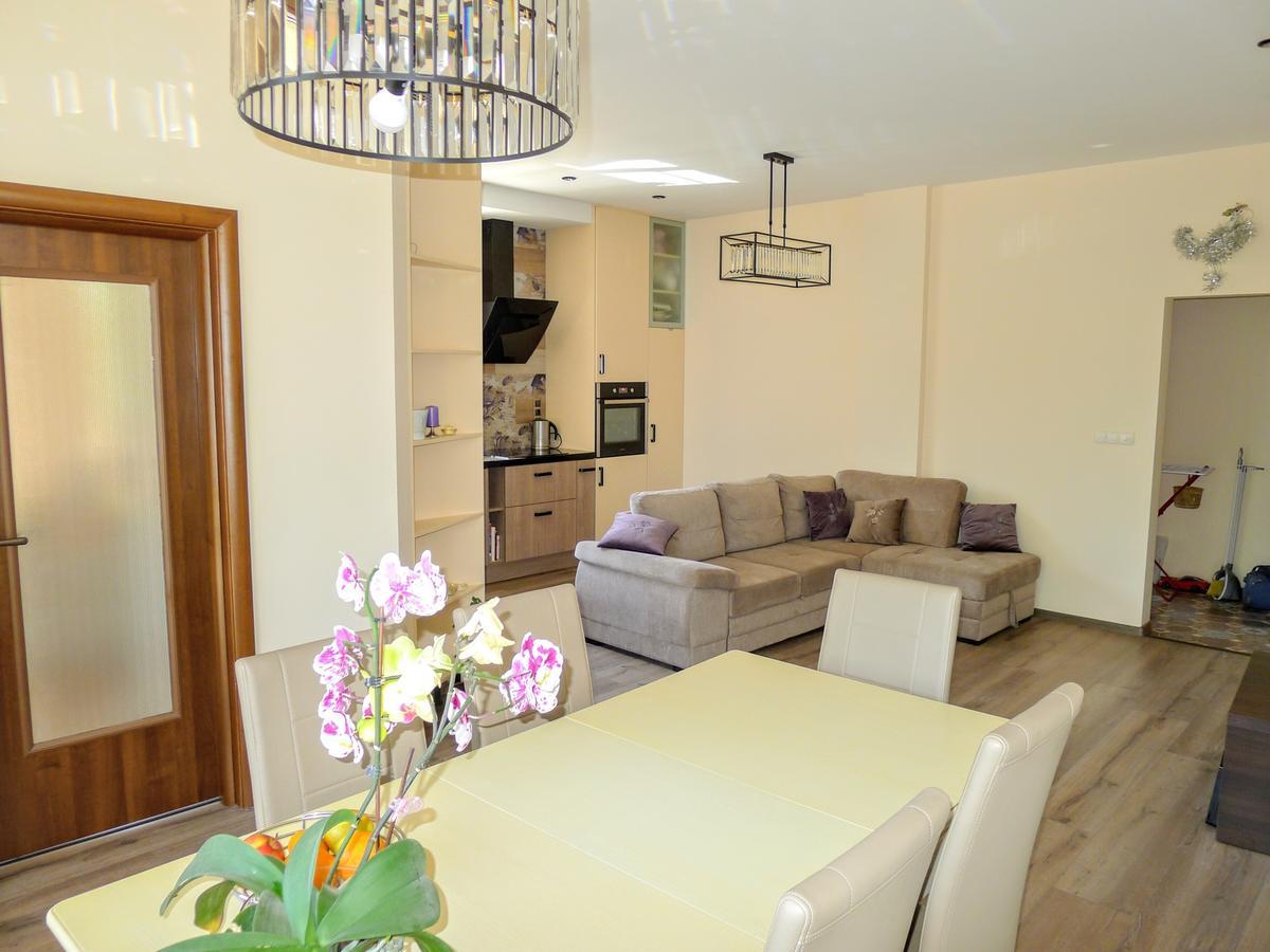 Sea Garden Lux Apartment Varna Exterior foto