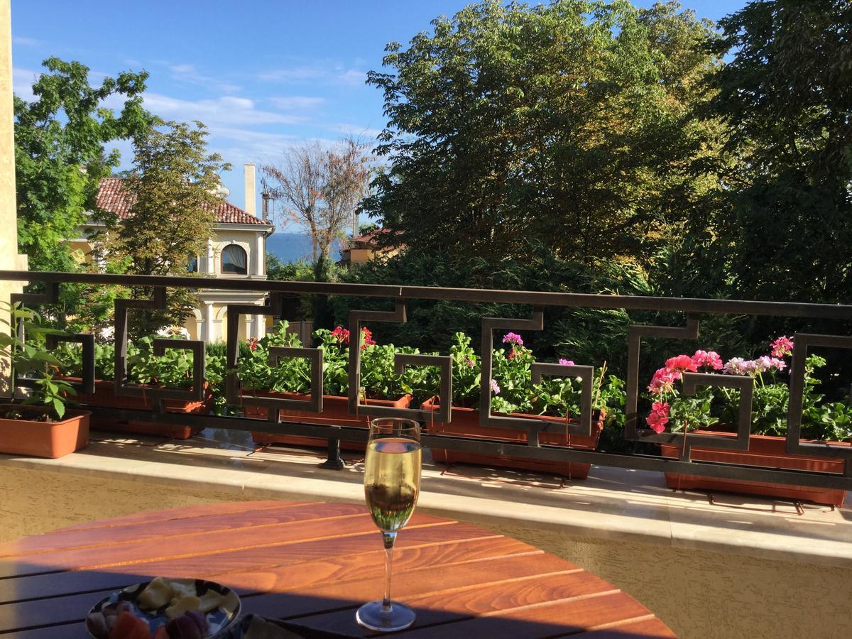 Sea Garden Lux Apartment Varna Exterior foto